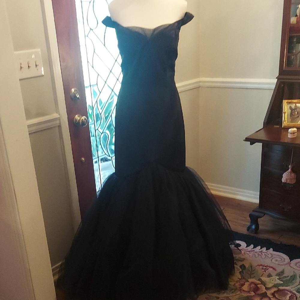 Sherri Hill Elegant Black Gown